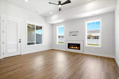 6745 W Judys Farm Ln #9, West Valley, UT 84128 - Photo 12