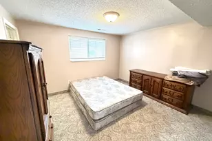 4666 S Edgeware Ln W, Taylorsville, UT 84129 - Photo 18