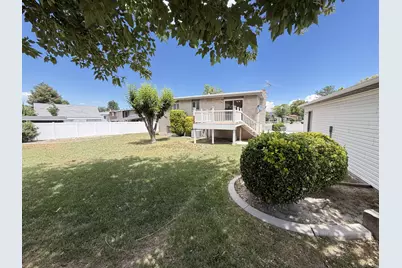 4666 S Edgeware Ln W, Taylorsville, UT 84129 - Photo 6