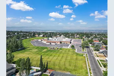 1653 E Crescent View Circle S, Sandy, UT 84092 - Photo 46