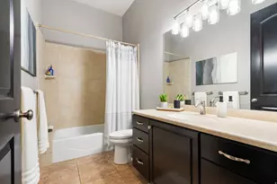 1653 E Crescent View Circle S, Sandy, UT 84092 - Photo 24