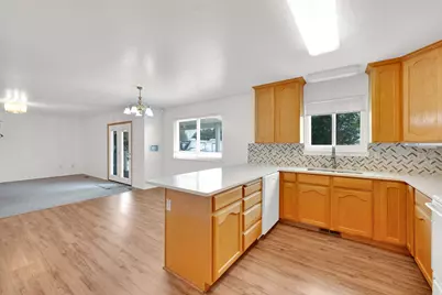 7057 S 2800 W, West Jordan, UT 84084 - Photo 14