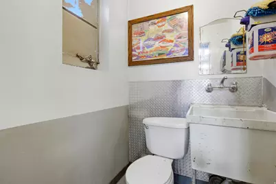 60 E 1300 S, Salt Lake City, UT 84115 - Photo 26