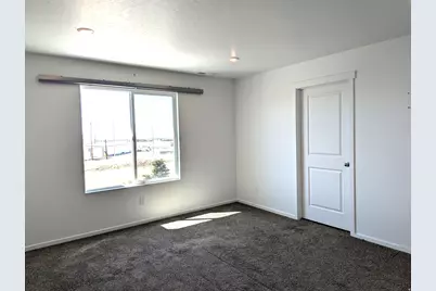 205 E Serenity Ave, Tooele, UT 84074 - Photo 8