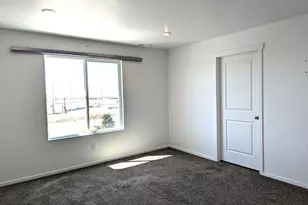205 E Serenity Ave, Tooele, UT 84074 - Photo 8