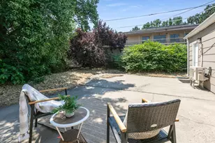 6915 S Brookhill Dr E, Cottonwood Heights, UT 84121 - Photo 24