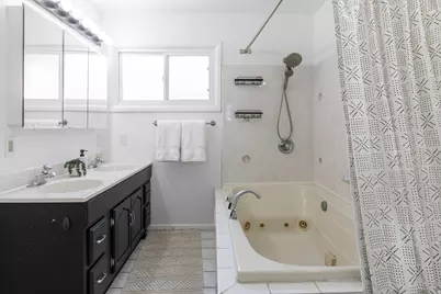 6915 S Brookhill Dr E, Cottonwood Heights, UT 84121 - Photo 12