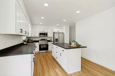 62 S Clark Ln, Elk Ridge, UT 84651 - Photo 10