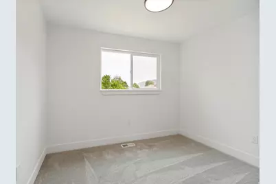 62 S Clark Ln, Elk Ridge, UT 84651 - Photo 16