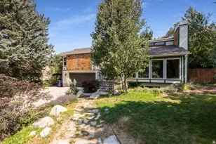 3205 E Bell Canyon Rd S, Sandy, UT 84092 - Photo 2