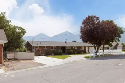 455 S Ridge Ln E, Payson, UT 84651 - Photo 2