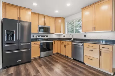 2693 E Teal Way S, Sandy, UT 84093 - Photo 8