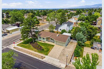 2693 E Teal Way S, Sandy, UT 84093 - Photo 44