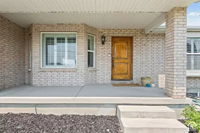 425 E 2600 N, Lehi, UT 84043 - Photo 8