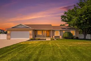 425 E 2600 N, Lehi, UT 84043 - Photo 2