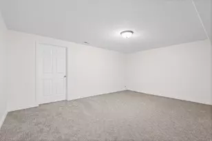 425 E 2600 N, Lehi, UT 84043 - Photo 34
