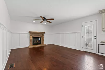 425 E 2600 N, Lehi, UT 84043 - Photo 18
