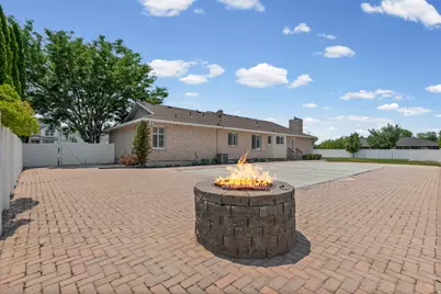 425 E 2600 N, Lehi, UT 84043 - Photo 48