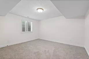 425 E 2600 N, Lehi, UT 84043 - Photo 40