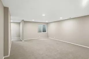 6086 S 1525 E, Murray, UT 84121 - Photo 34