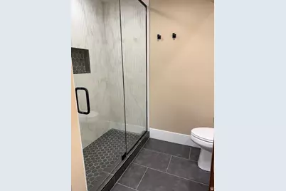 6086 S 1525 E, Murray, UT 84121 - Photo 6