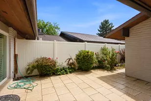 6086 S 1525 E, Murray, UT 84121 - Photo 44