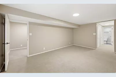 6086 S 1525 E, Murray, UT 84121 - Photo 38