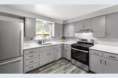 705 Ogden Ave, Ogden, UT 84404 - Photo 16