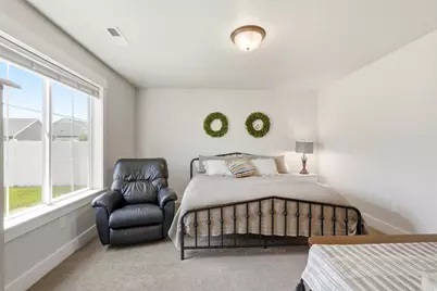 222 W 450 S, Hyde Park, UT 84318 - Photo 28
