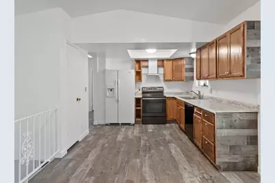 3437 W Webwood Ct, West Valley, UT 84119 - Photo 14