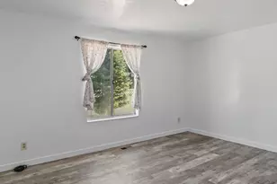 3437 W Webwood Ct, West Valley, UT 84119 - Photo 16