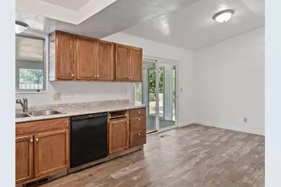 3437 W Webwood Ct, West Valley, UT 84119 - Photo 10