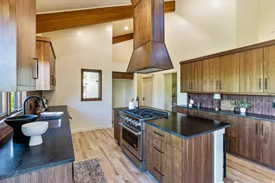 5302 Arrowhead Ln, Ogden, UT 84403 - Photo 10