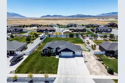 712 E Sunset View Rd S, Grantsville, UT 84029 - Photo 8