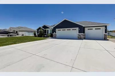 712 E Sunset View Rd S, Grantsville, UT 84029 - Photo 4