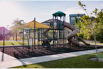 528 W Autumn Hills Blvd, Lehi, UT 84048 - Photo 86