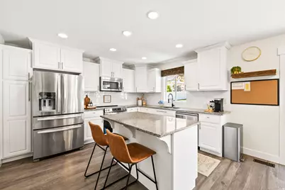 528 W Autumn Hills Blvd, Lehi, UT 84048 - Photo 16