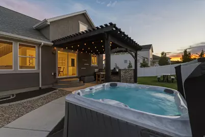 528 W Autumn Hills Blvd, Lehi, UT 84048 - Photo 52