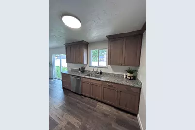 9789 S 285 E, Sandy, UT 84070 - Photo 6