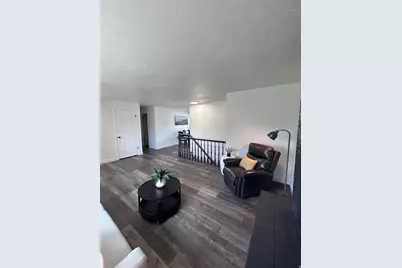9789 S 285 E, Sandy, UT 84070 - Photo 18