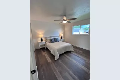 9789 S 285 E, Sandy, UT 84070 - Photo 8