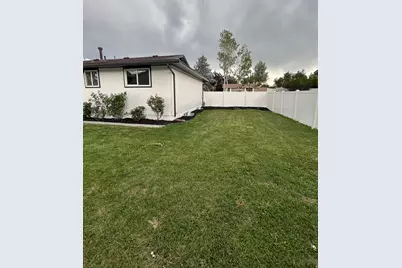 9789 S 285 E, Sandy, UT 84070 - Photo 14