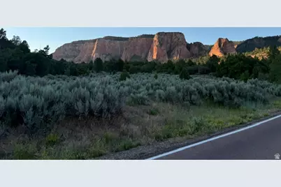 137 N Kolob #36, Springdale, UT 84767 - Photo 4