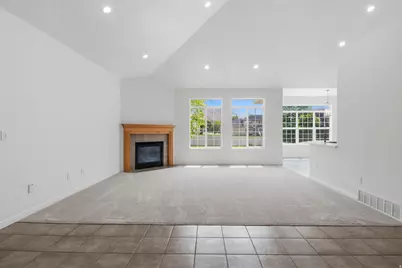 2084 Tuscany Way, Pleasant Grove, UT 84062 - Photo 6