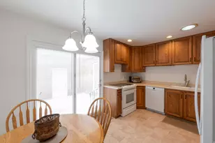 1420 E Saxony Pl S, Holladay, UT 84117 - Photo 8