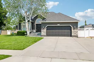 9567 S Misty Oaks Circle, South Jordan, UT 84095 - Photo 4