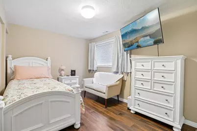 9567 S Misty Oaks Cir, South Jordan, UT 84095 - Photo 18