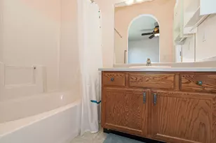 5924 W Oakshade Ln S, West Jordan, UT 84081 - Photo 20