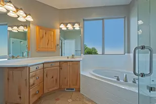 548 S Lofty Ln E, North Salt Lake, UT 84054 - Photo 16