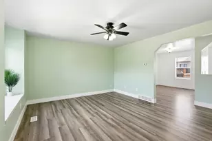 367 E 525 S, Clearfield, UT 84015 - Photo 6